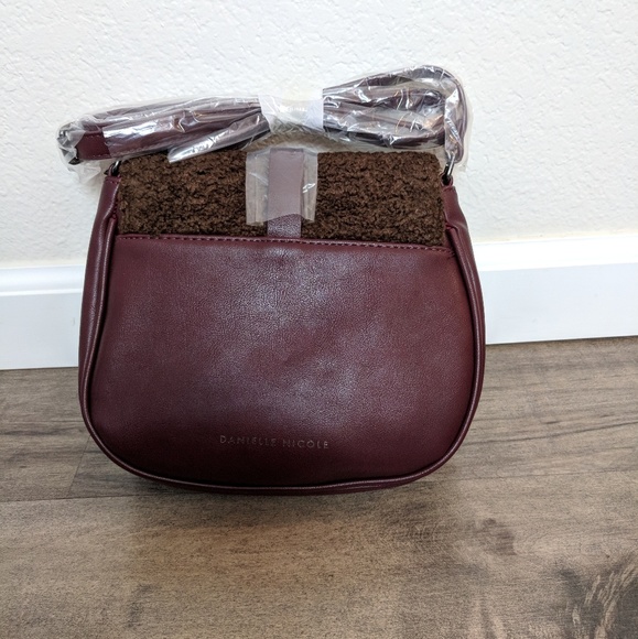 Danielle Nicole Faux Minx Fur Saddle Bag - Wine - Picture 6 of 7